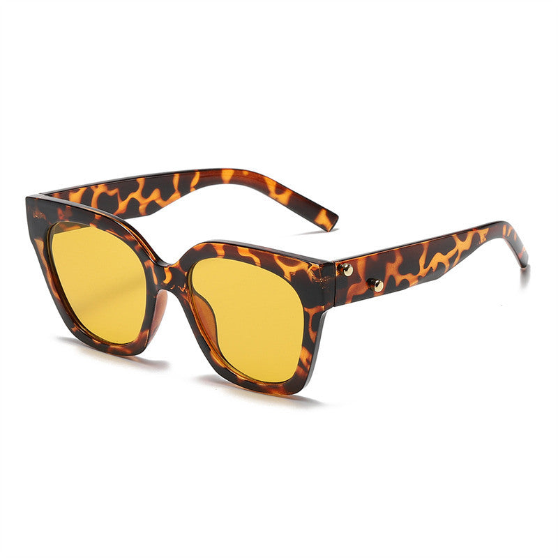 Fashion Women Square Sunglasses Shades UV400 Vintage Rivets Oversized Leopard Frame Eyewear Men Yellow Gray Lens Sun Glasses