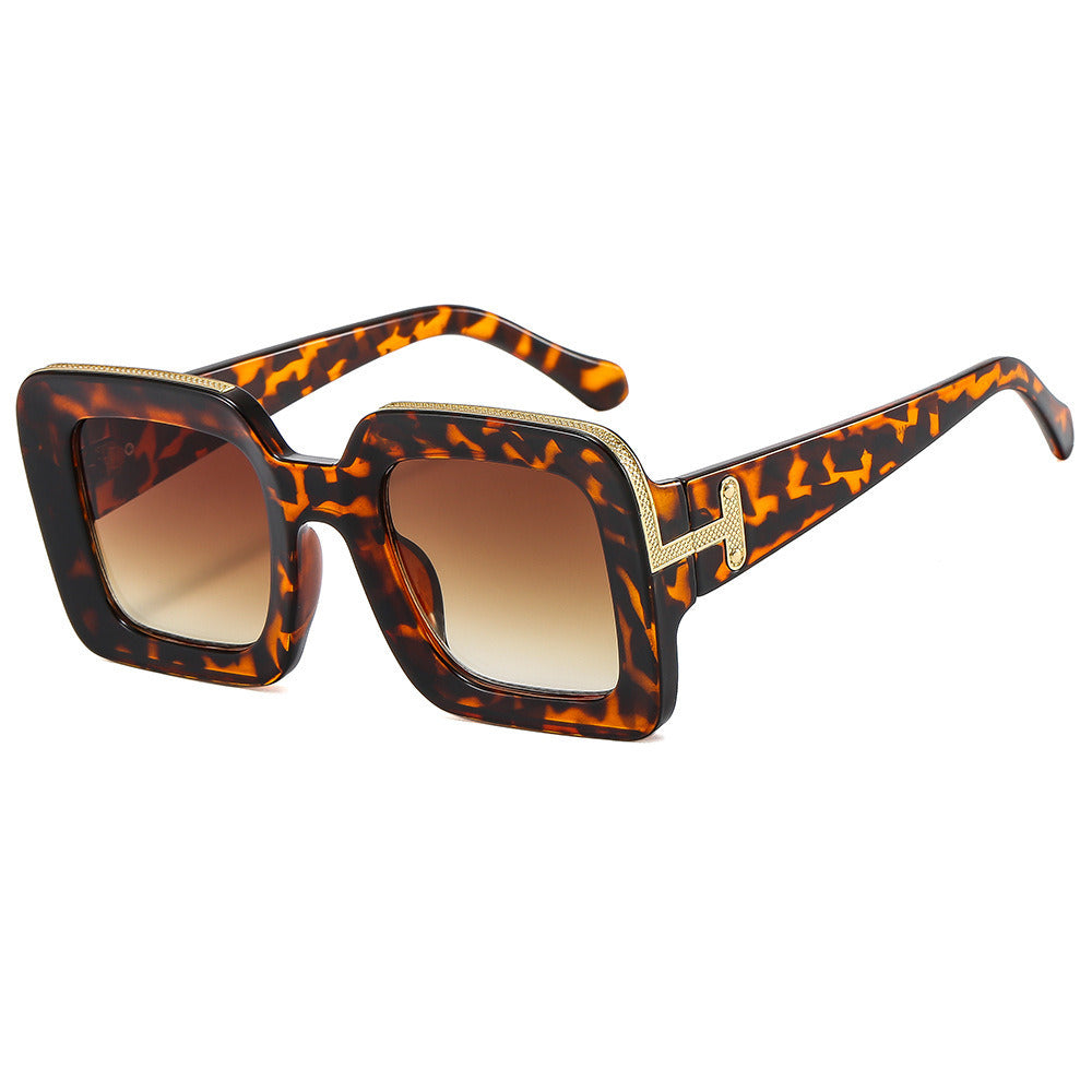 Women Sunglasses Fashion Square Sunglass Leopard Large Frame Sun Glasses Retro UV400 Gradients Shades Eyewear Gafas De Sol