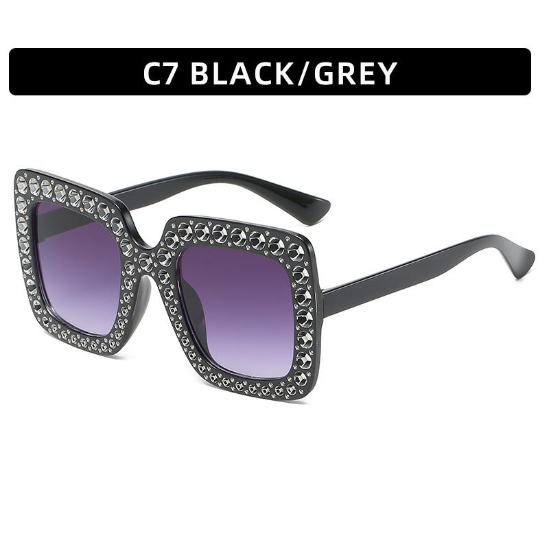 Women Sunglasses Fashion Square Sunglass Mosaic Star Diamond Decoration Sun Glasses Retro UV400 Gradients Gray Shades Eyewear