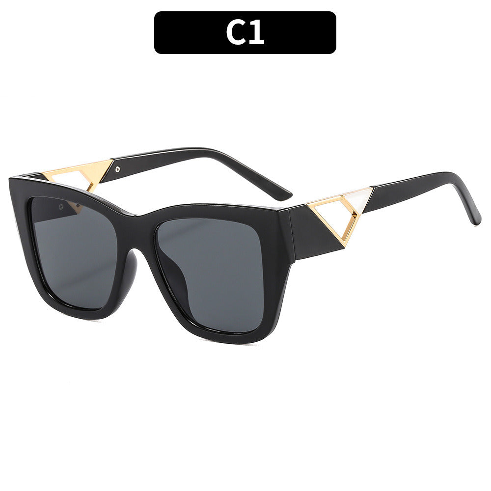 Retro Square Sunglasses Women Fashion Brand Designer Hollow Out Frame Shades UV400 Men Trending Contrast Color Sun Glasses