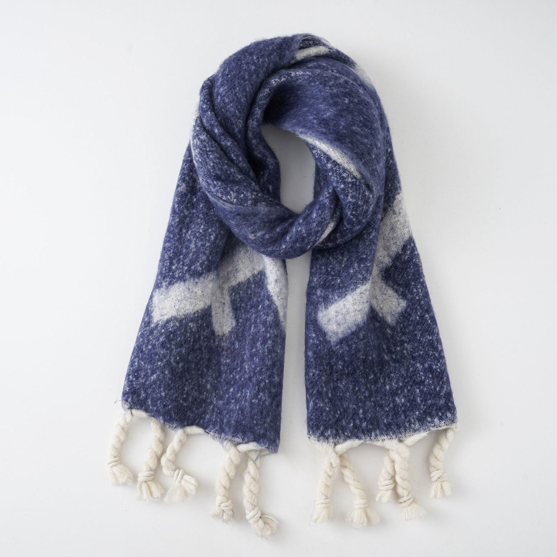 Fashion new scarf imitation cashmere scarf female winter letter warm tassel scarf Korean version tide