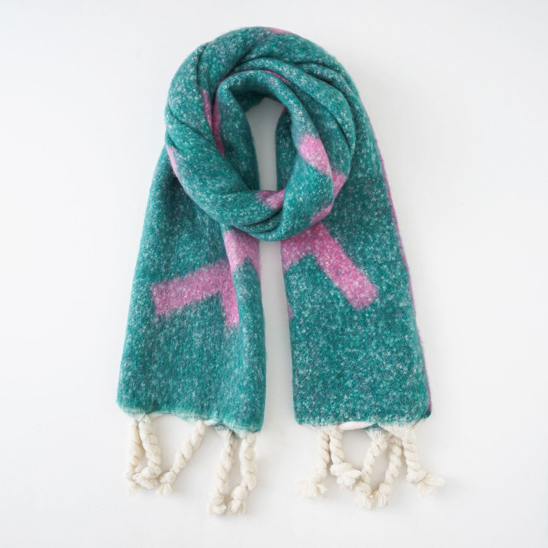 Fashion new scarf imitation cashmere scarf female winter letter warm tassel scarf Korean version tide