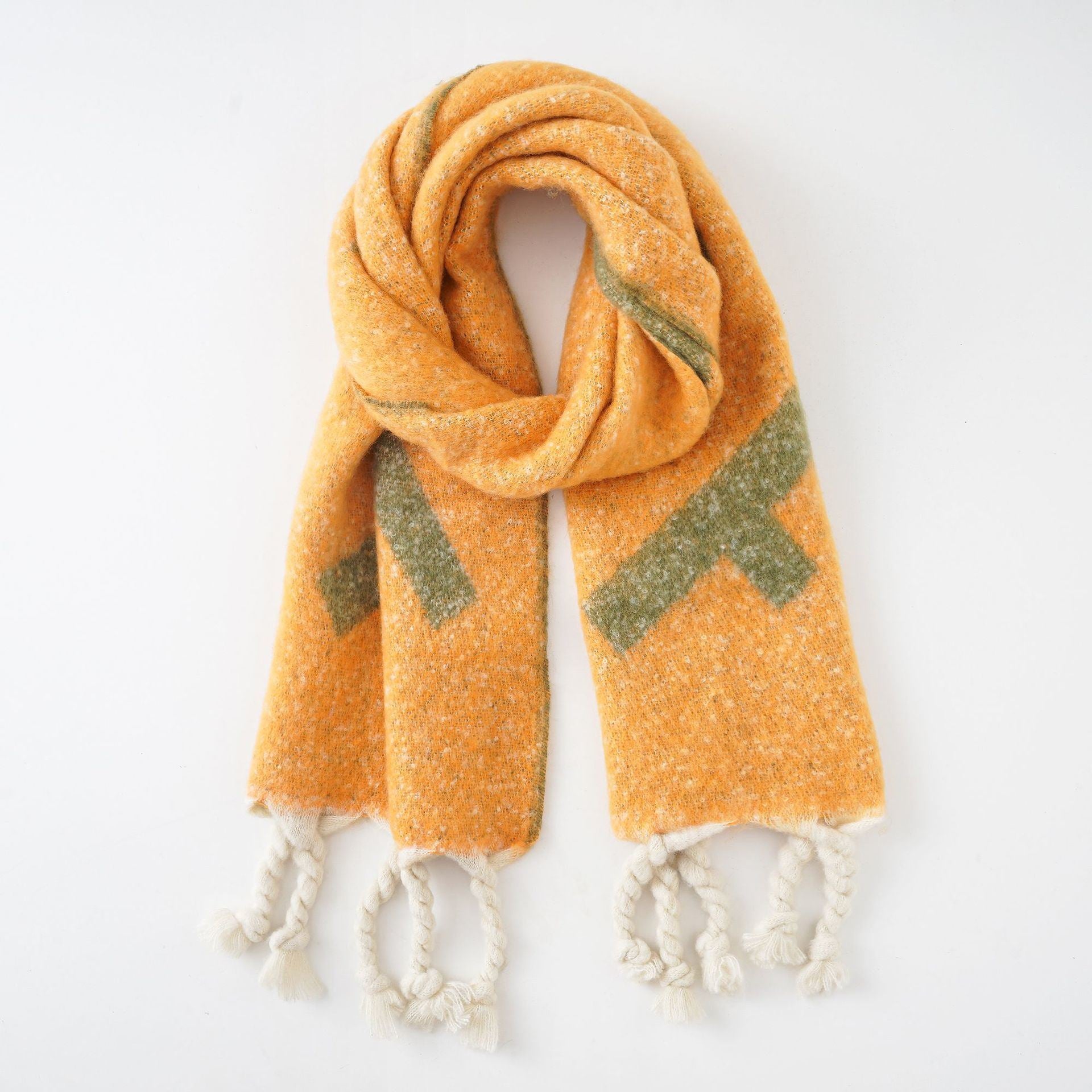 Fashion new scarf imitation cashmere scarf female winter letter warm tassel scarf Korean version tide