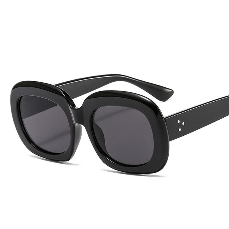 Square Sunglasses Big Frame Sun Glasses Women Rivets Sunglass Black Brown Shades Female Luxry Brand UV400 Retro Eyewear