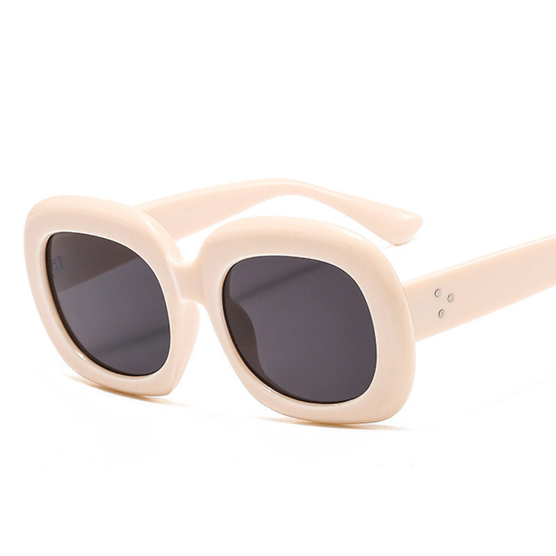 Square Sunglasses Big Frame Sun Glasses Women Rivets Sunglass Black Brown Shades Female Luxry Brand UV400 Retro Eyewear