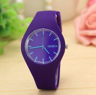 2020 Geneva Women Sport Watches Cream Color Ultra-thin Fashion Gift Silicone Strap Leisure Watch Women Women's Jelly Watches