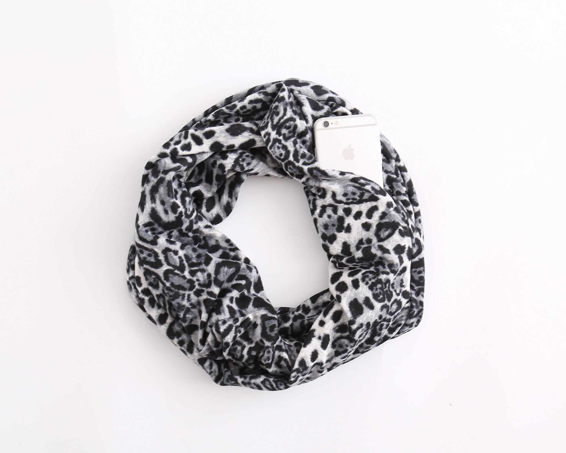 Leopard Snake Print Scarf with Zipper Pocket European and American Fashion Accessories Scarf