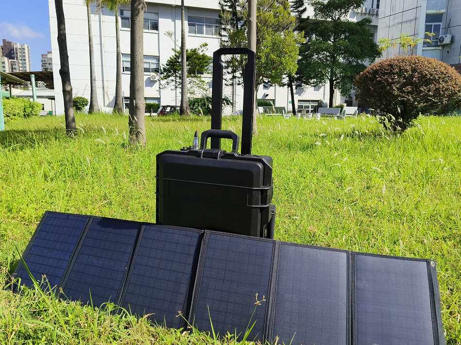 portable trolley box   photovoltaic power supply   Station2.5kwh-2kw  Wall-mounted, stacked type energy storage device