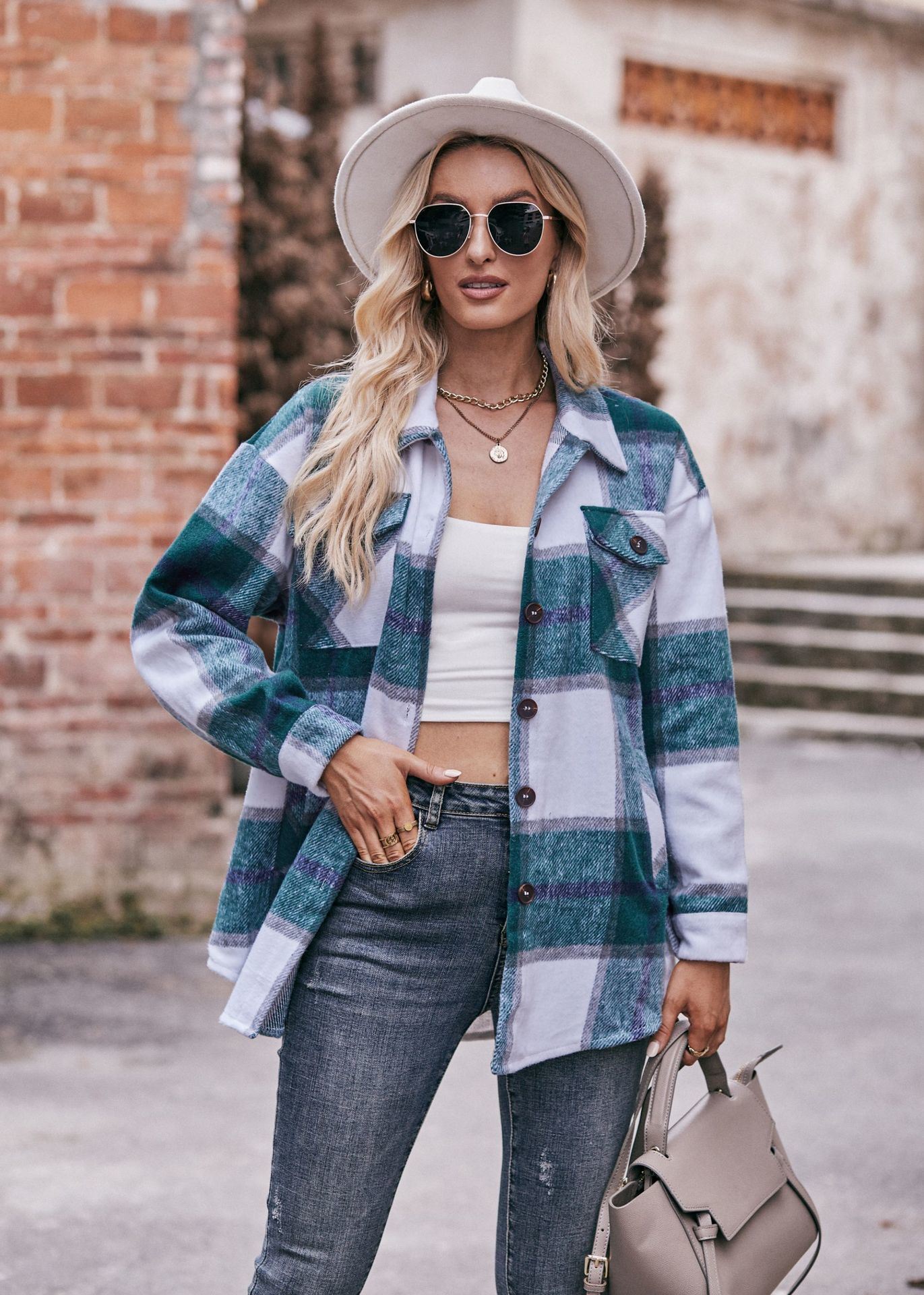 Women's Flannel Plaid Shacket Long Sleeve Button Down Flannel Shirts Plaid Jacket Coats With Chest Pocketed
