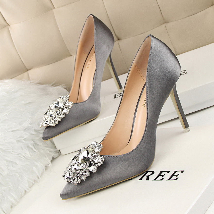 Women's Pumps; Rhinestone decoration; thin heel; sexy pointed women's shoes; shiny Rhinestone; buckle shoes