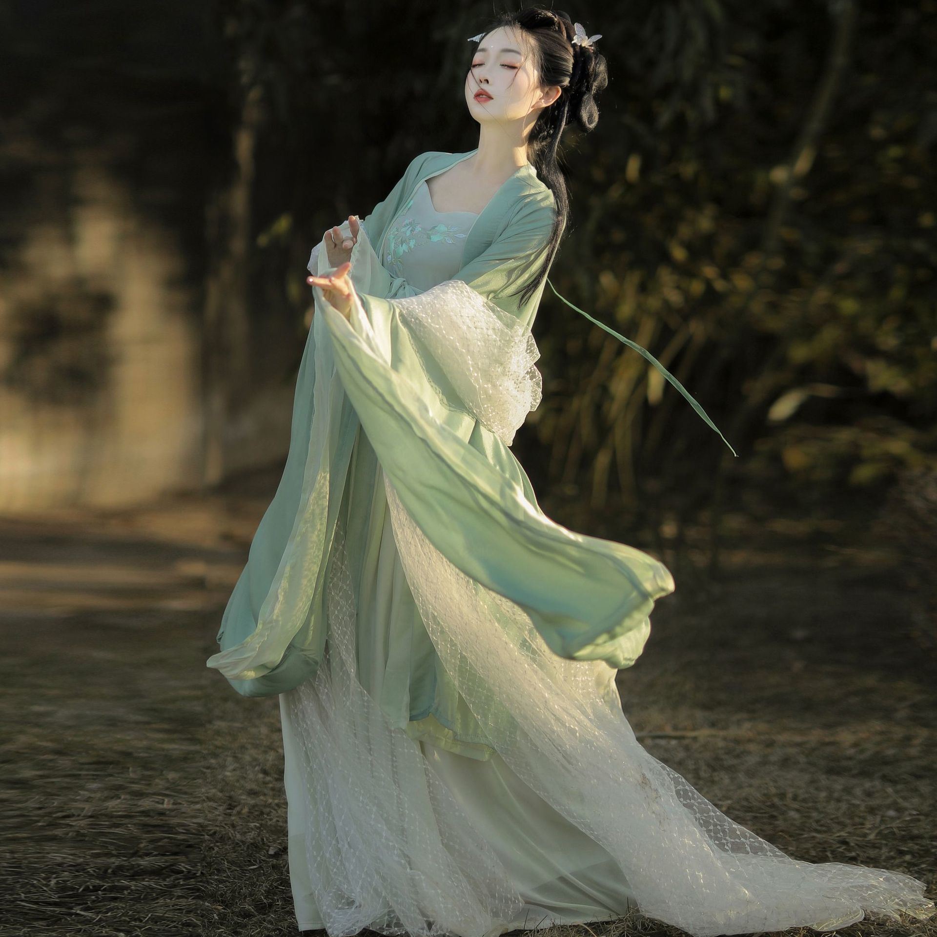 Hanfu female adult ancient dress;  breast-length skirt;  Chinese style;  students' elegant ancient style;  daily spring and summer suit