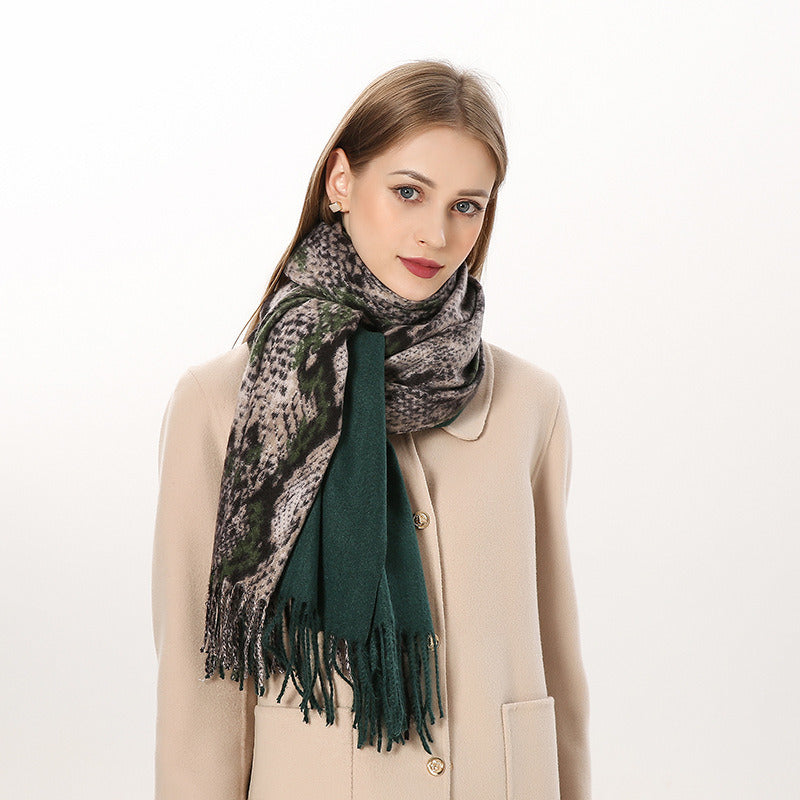 Autumn and winter new snake shaped scarf for women; medium length warmth; European and American fashion personality; thickened shawl; scarf; cashmere like scarf