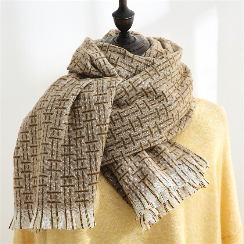 Manufacturers wholesale new style autumn and winter cashmere classic solid color tassels simple lines plaid scarf shawl women