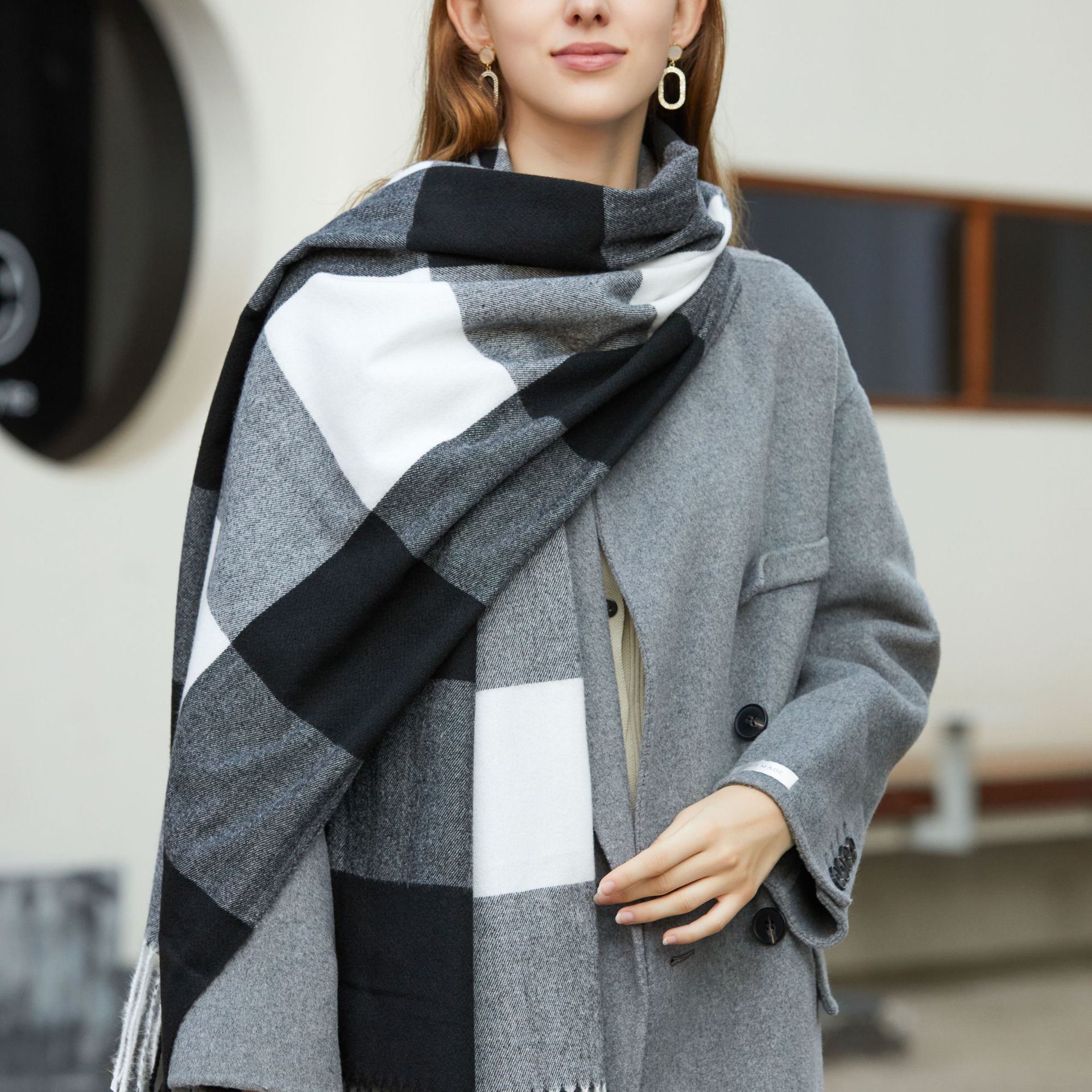 2022 Cross border wholesale New imitation cashmere color matching lattice warm scarf printed scarves wholesale factory stall wholesale