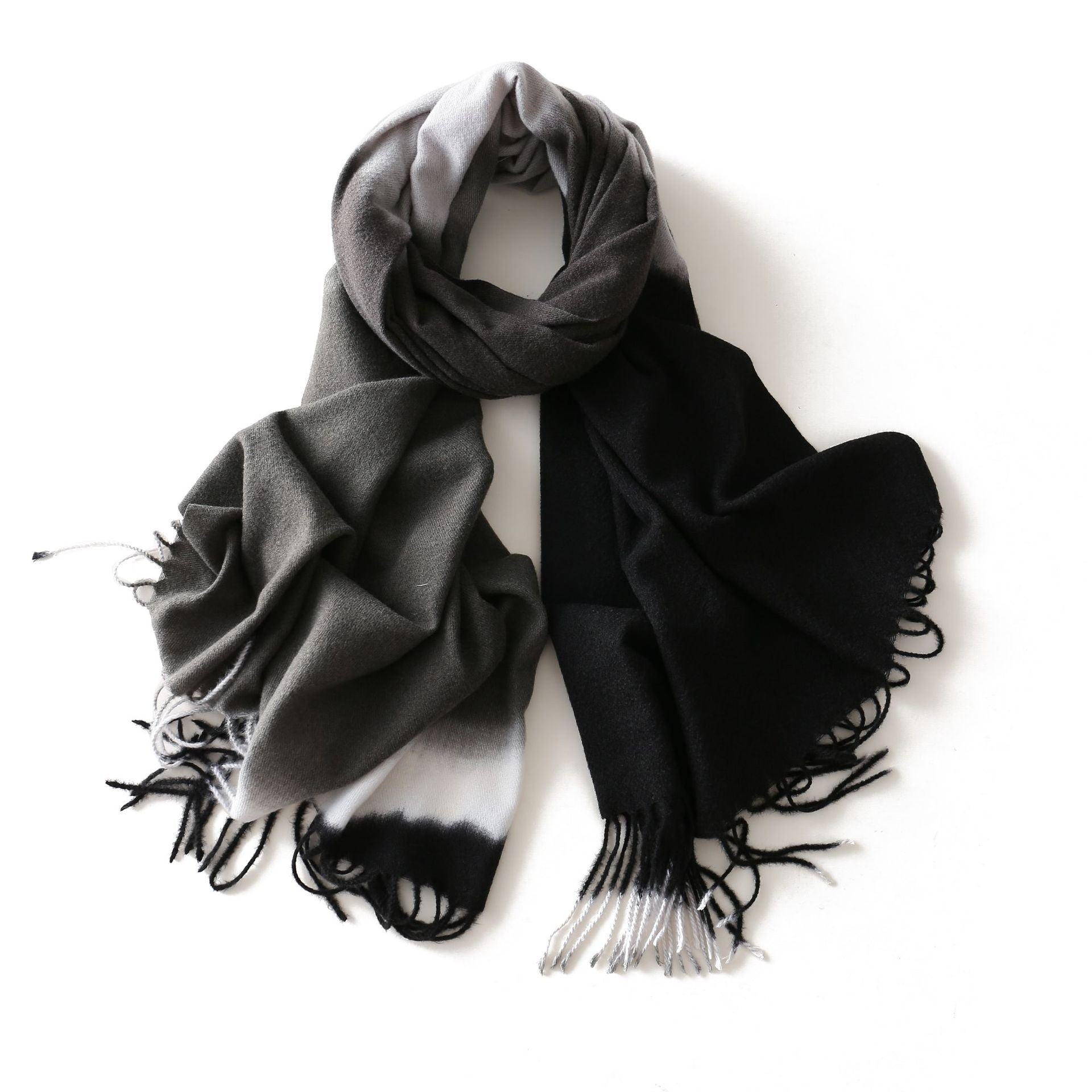 Autumn and winter new spot Europe and America lengthened art gradual change color color block cashmere like polyester scarf scarf manufacturers direct sales