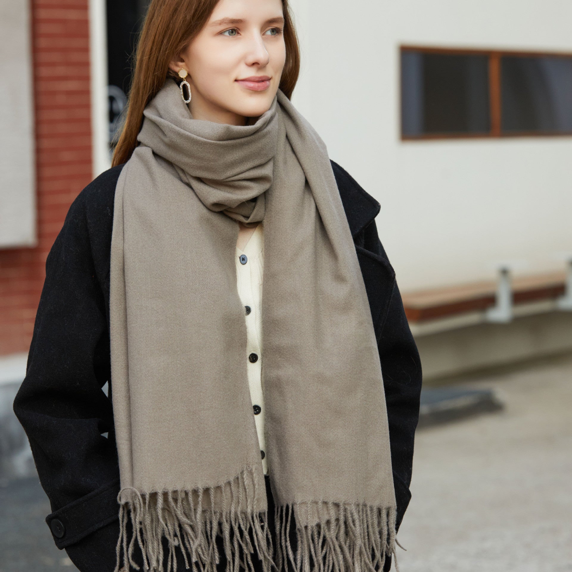 Wholesale Korean simple pure color cashmere like polyester warm shawl monochrome long tassel scarf thickened scarf