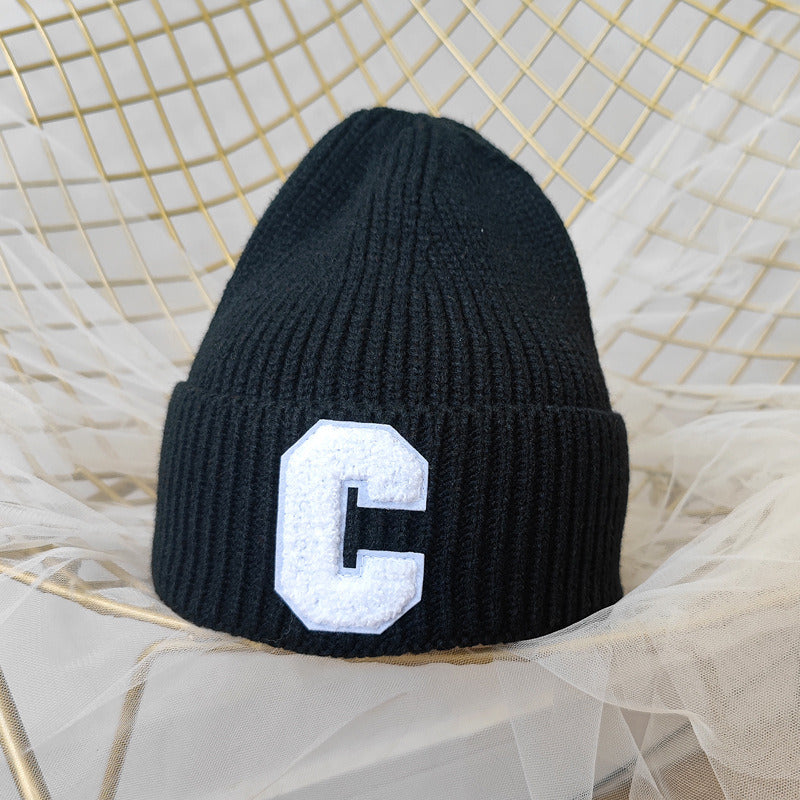 Simple Multi Color Big C Letter Winter Hat Women Winter Unisex Beanie Cap Outdoor Thick Warm Hip hop Sport Ski Knitted Hats