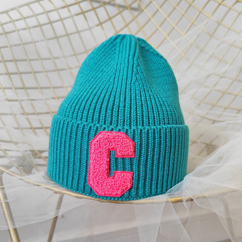 Simple Multi Color Big C Letter Winter Hat Women Winter Unisex Beanie Cap Outdoor Thick Warm Hip hop Sport Ski Knitted Hats