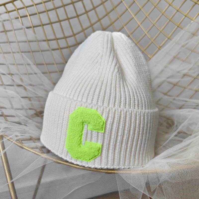 Simple Multi Color Big C Letter Winter Hat Women Winter Unisex Beanie Cap Outdoor Thick Warm Hip hop Sport Ski Knitted Hats