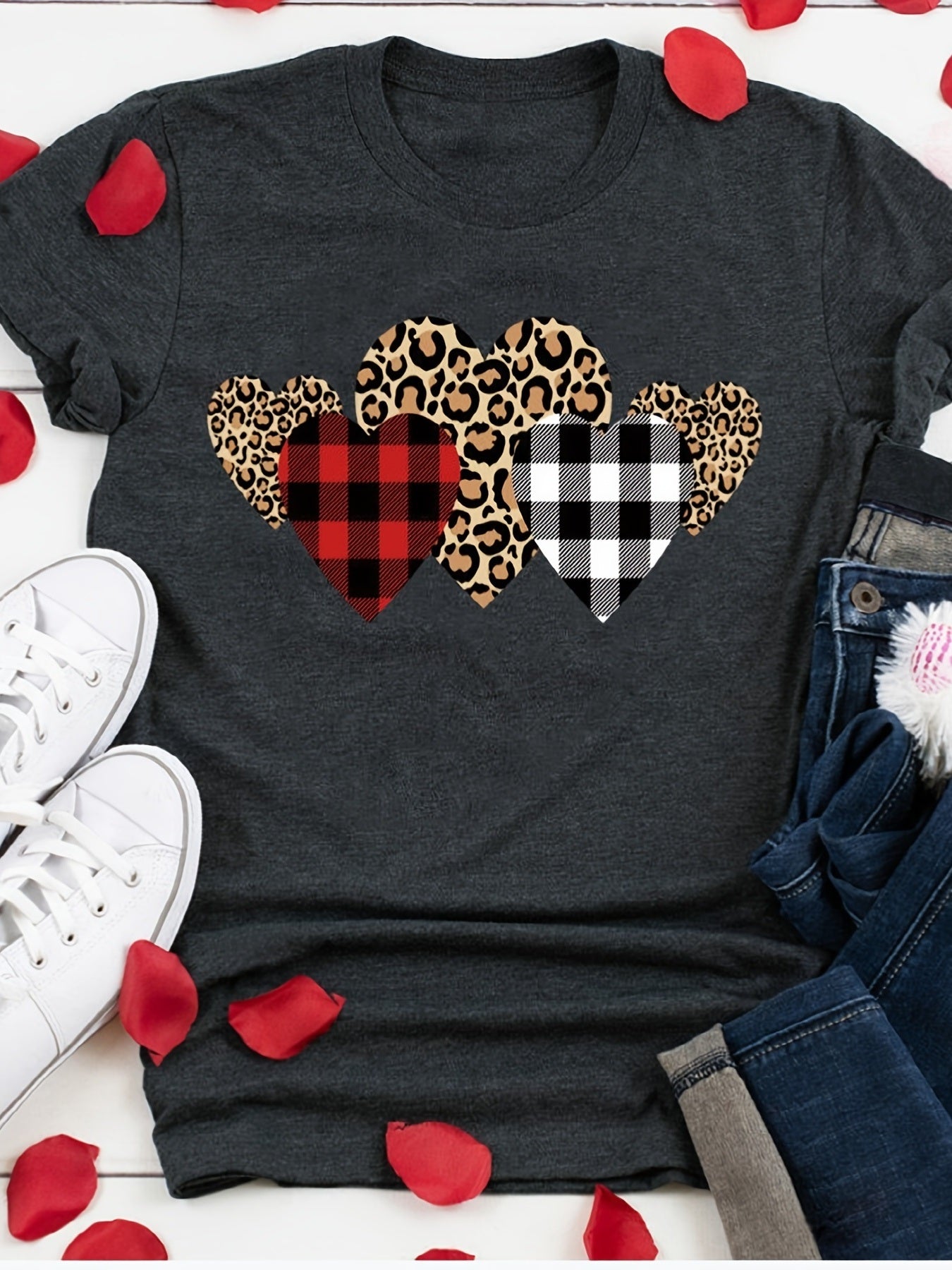 Heart Print Crew Neck T-Shirts; Short Sleeve T-Shirts For Valentine's Day Gifts; Casual Every Day Tops; Women's Clothing