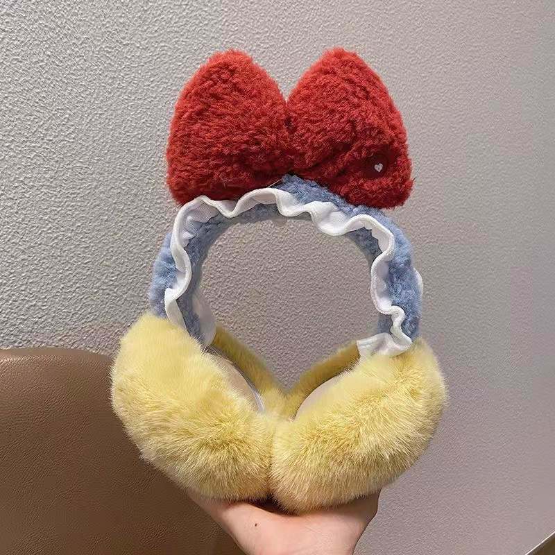 Cute cartoon earmuffs for children in winter; warm and plush; foldable; high color value; thickened; girls' ear protection; warm cover earmuffs