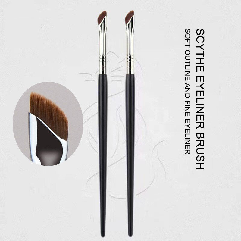 Ultra-Thin Sickle Eyeshadow Brush Bevel Blade Makeup Brush Eyelids Down To Lying Silkworm Brush Eyebrow Brush Eye
