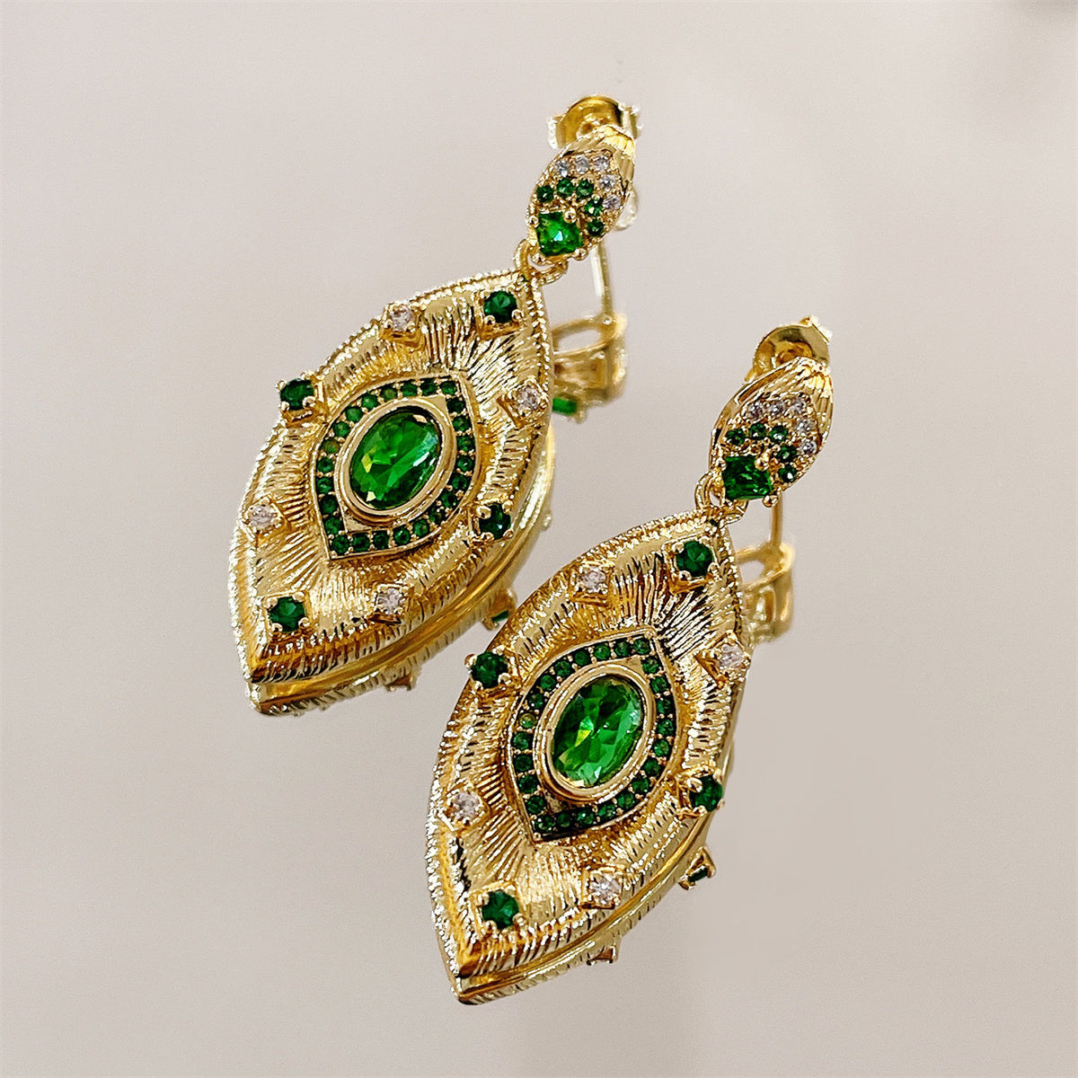 Italian Devil's Eye Necklace Jewelry Set Simulation Emerald Earrings Open Ring