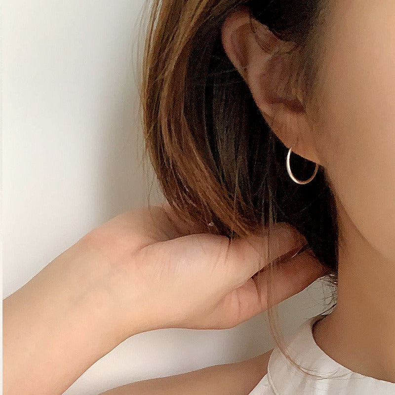 Minimalist Mini Circles 925 Sterling Silver Hoop Earrings