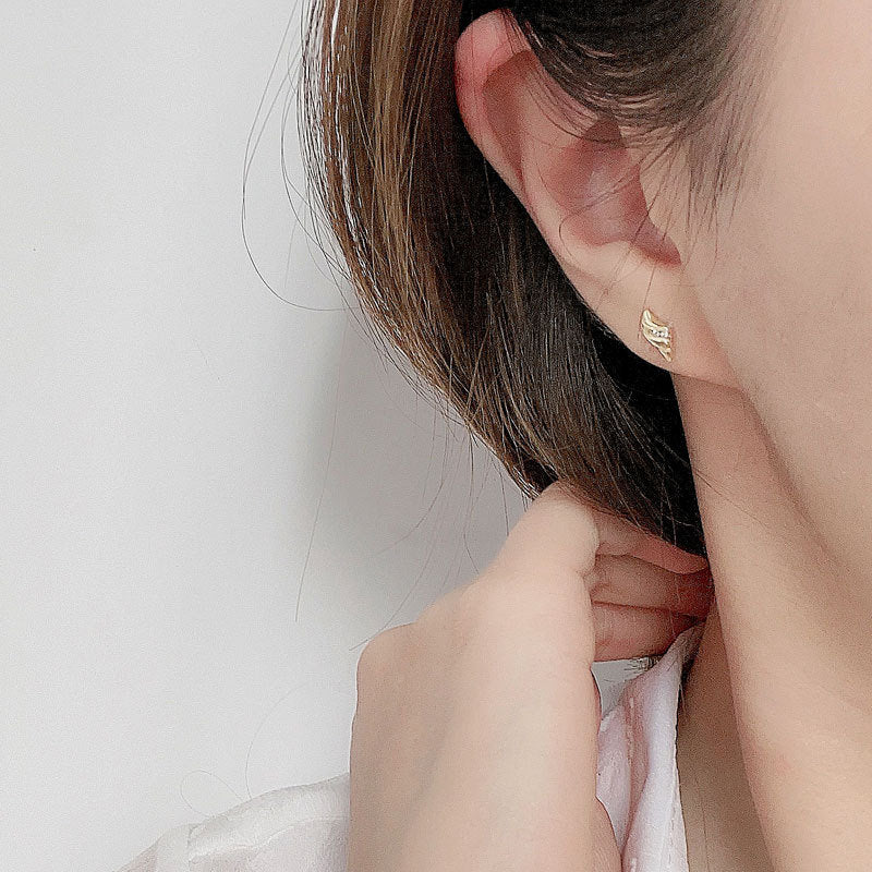Cute Asymmetry CZ Starfish Conch 925 Sterling Silver Stud Earrings