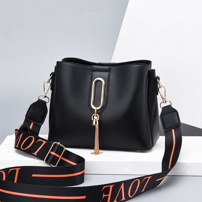 Women 2023New Fashion Ladies One-shoulder Messenger Bag Trend All-match Elegant Women's Casual Handbag