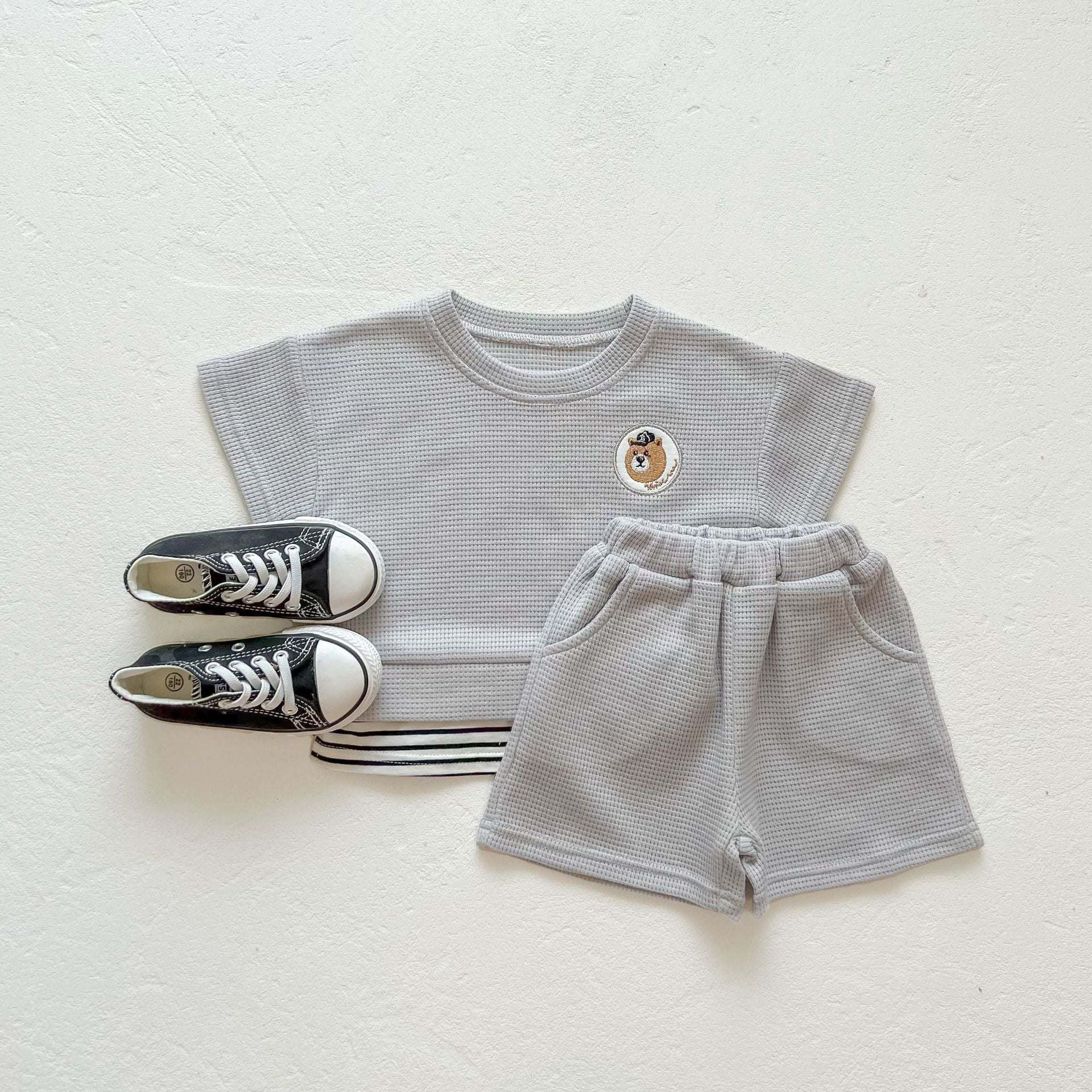 Baby Boys And Girls Bear Print Pattern Solid Color Design Round Neck Short-Sleeved Top Combo Shorts Sets
