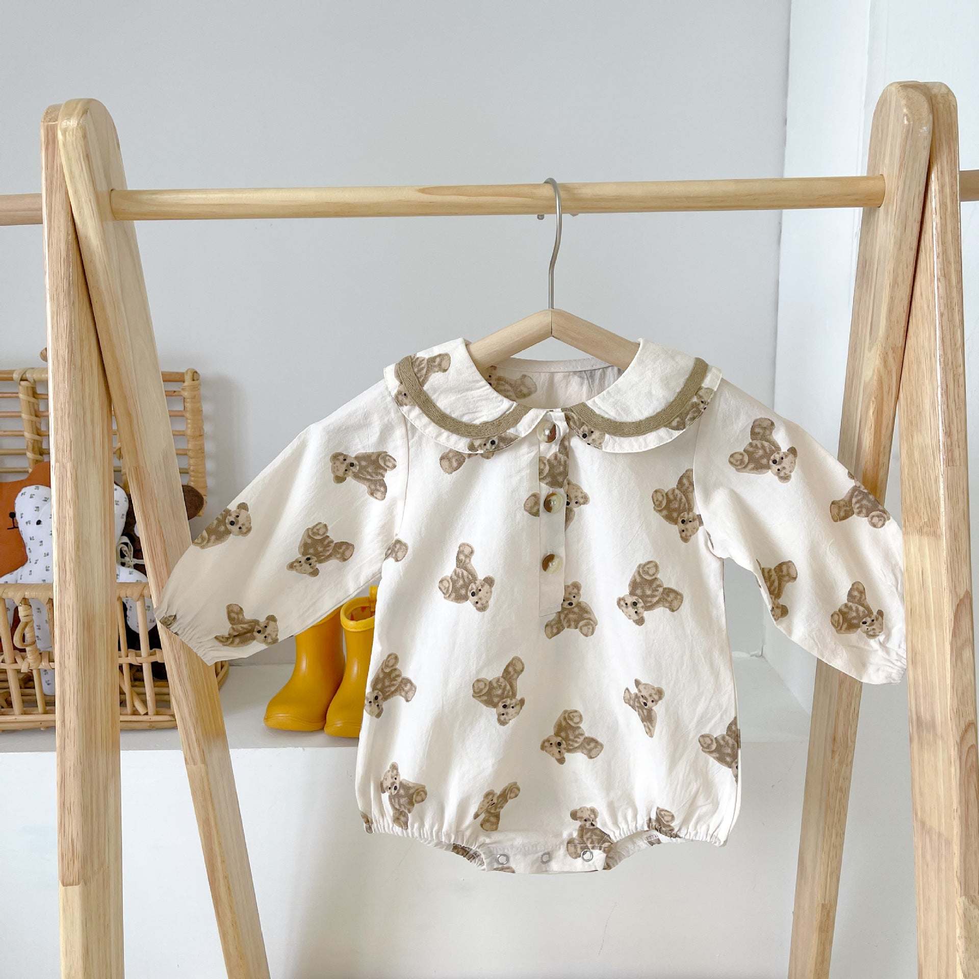 Baby Dot & Bear Graphic Long Sleeve Onesies In Autumn Outfits