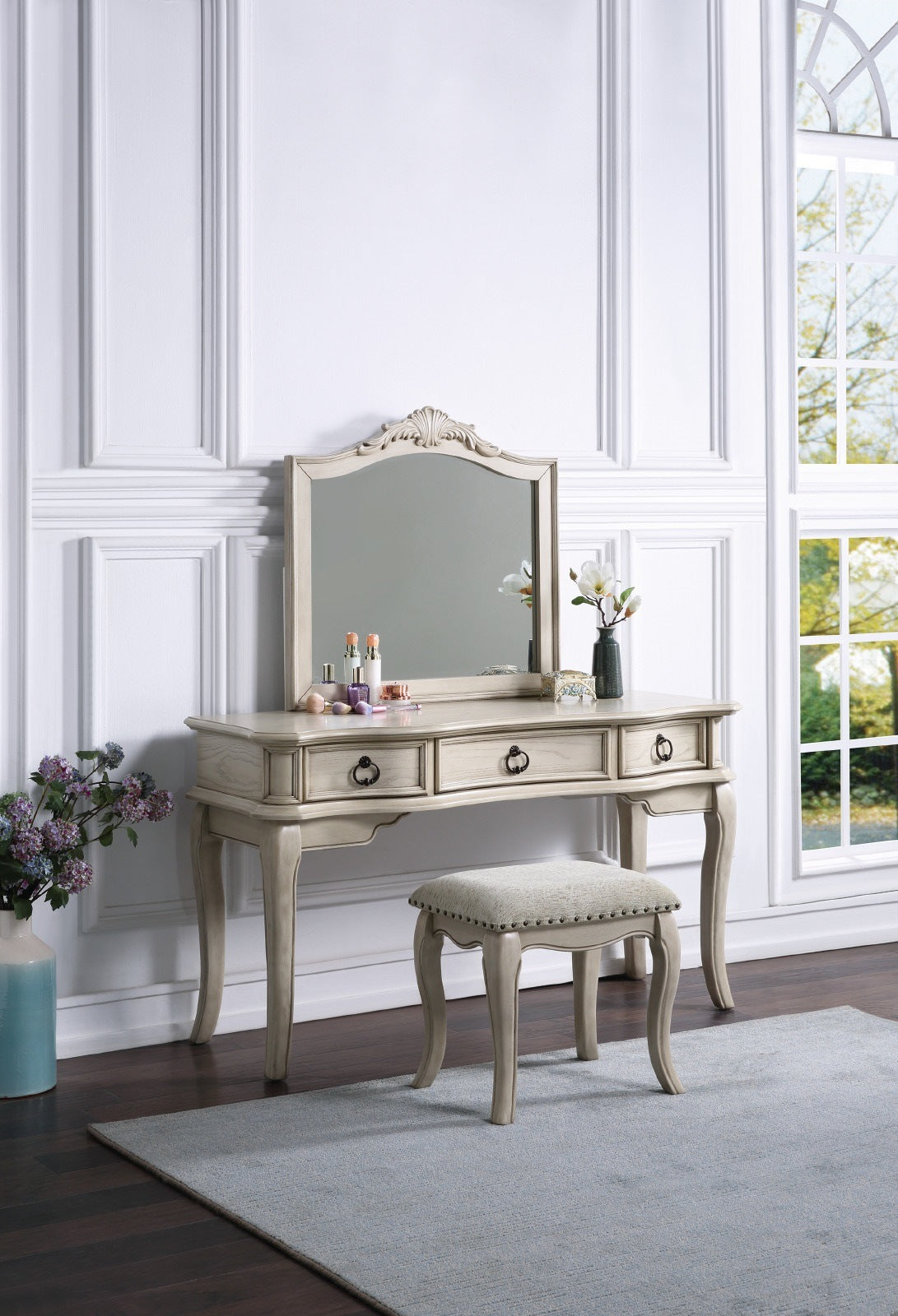 Contemporary Antique White Color Vanity Set w Stool Retro Style Drawers cabriole-tapered legs Mirror w floral crown molding Bedroom Furniture