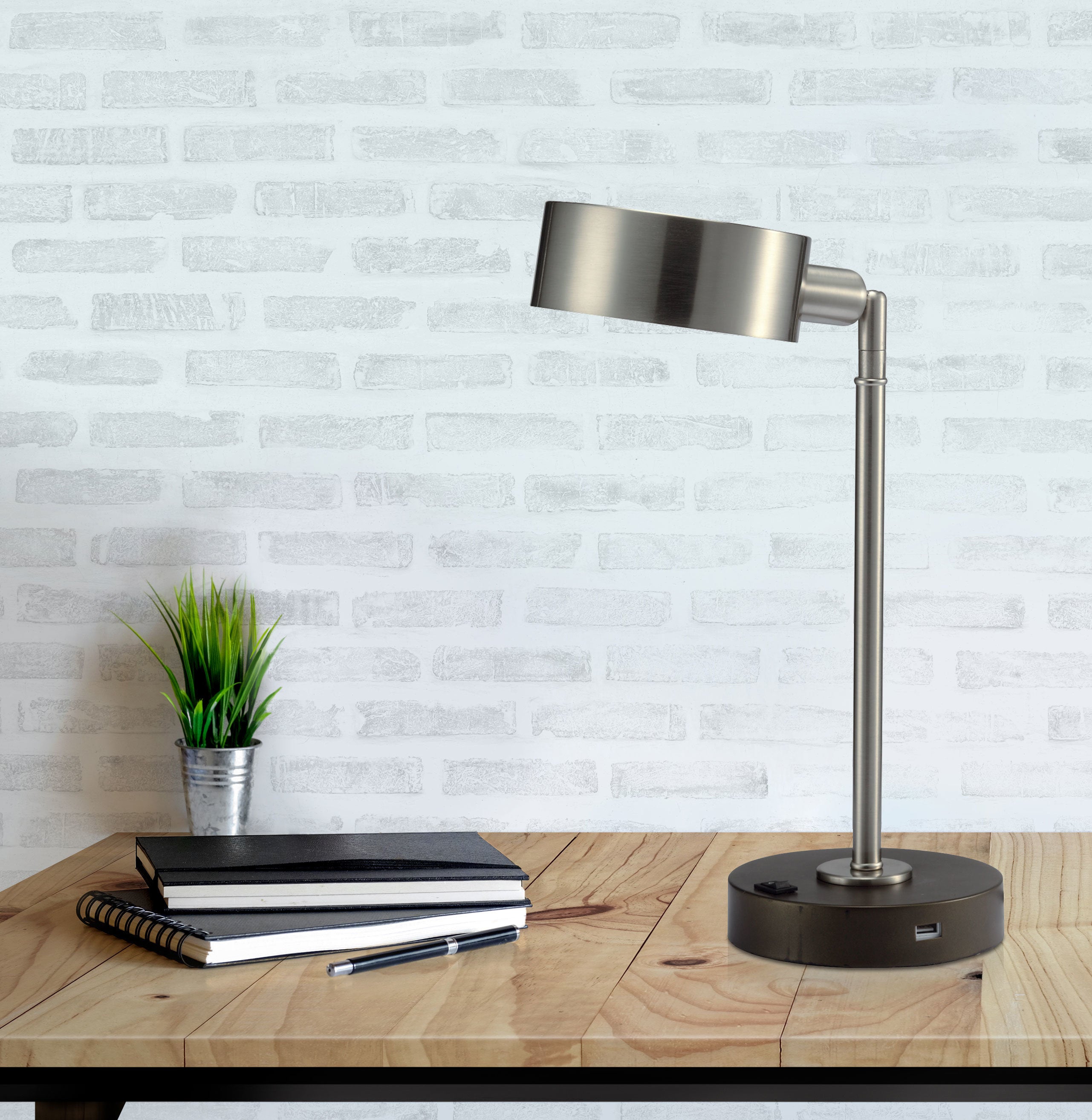 15" LED w/USB Port Desk Lamp (1PC/CTN) (0.37/3.33)