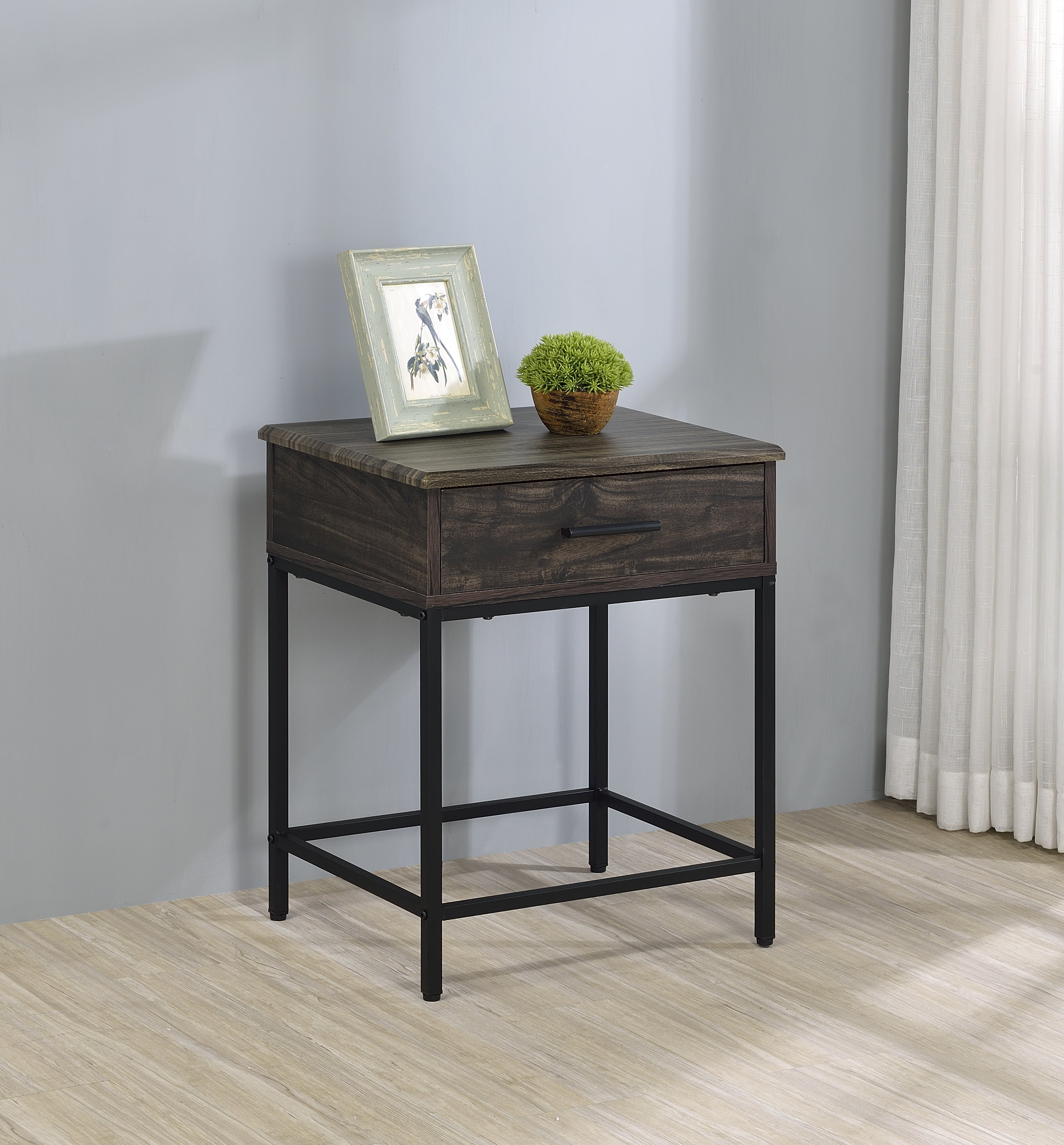 Cliff 19" Brown End Table