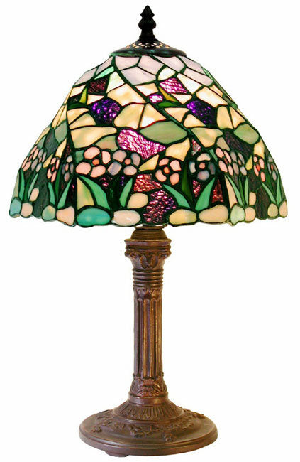 Tiffany-style Lake Table Lamp