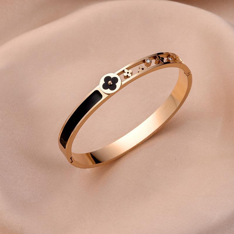 Bracelet jewelry factory direct sales stainless steel open bracelet titanium steel women's gold / rose gold lucky grass bracelet