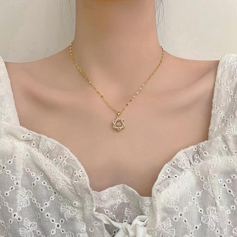 Spiritual hexagram necklace female tide ins beating heart light luxury niche design exquisite fashion temperament collarbone chain