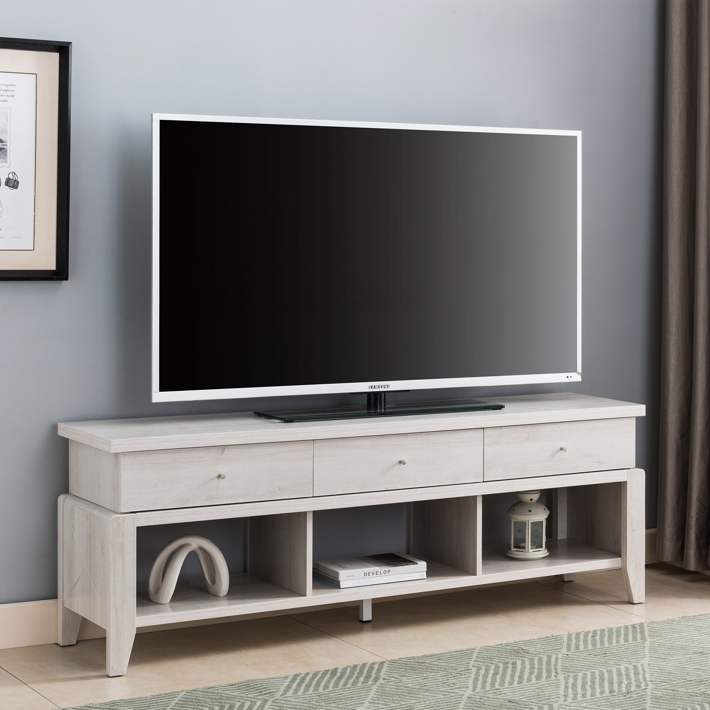 ID USA 212944 TV Stand White Oak