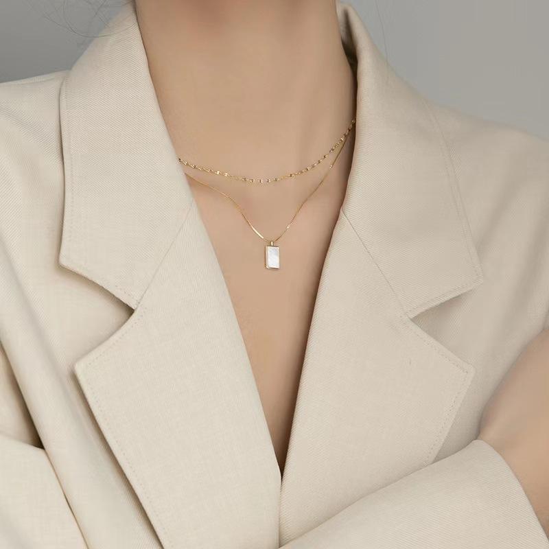 Korean version of the fashion double layered stacked rectangular white shell titanium steel necklace female niche high-level sense of personality necklace collarbone chain