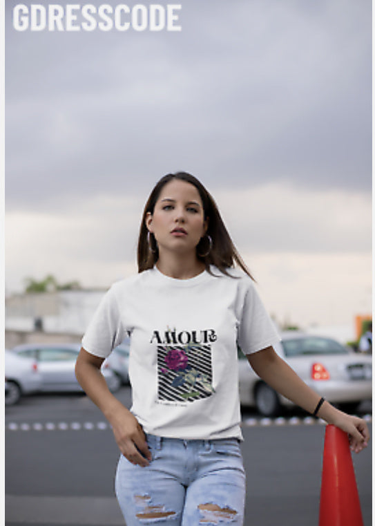 Trendy, " Amour" Rose Unisex T-shirt