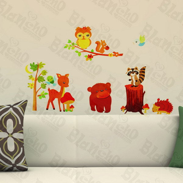 Animals' New Friends - Wall Decals Stickers Appliques Home Dcor