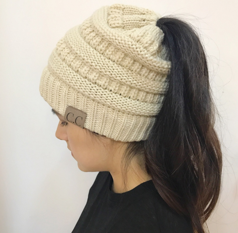 High Bun Ponytail Beanie Hat Chunky Soft Stretch Cable Knit Warm Fuzzy Lined Skull Beanie Acrylic Hats Men And Women