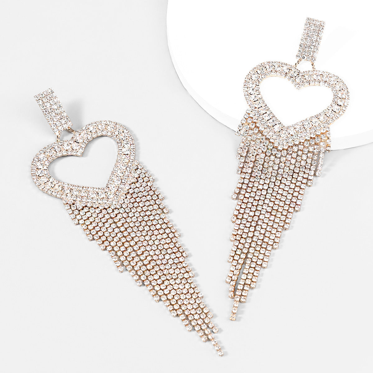 Super Flash Claw Chain Alloy Diamond Heart Tassel Earrings