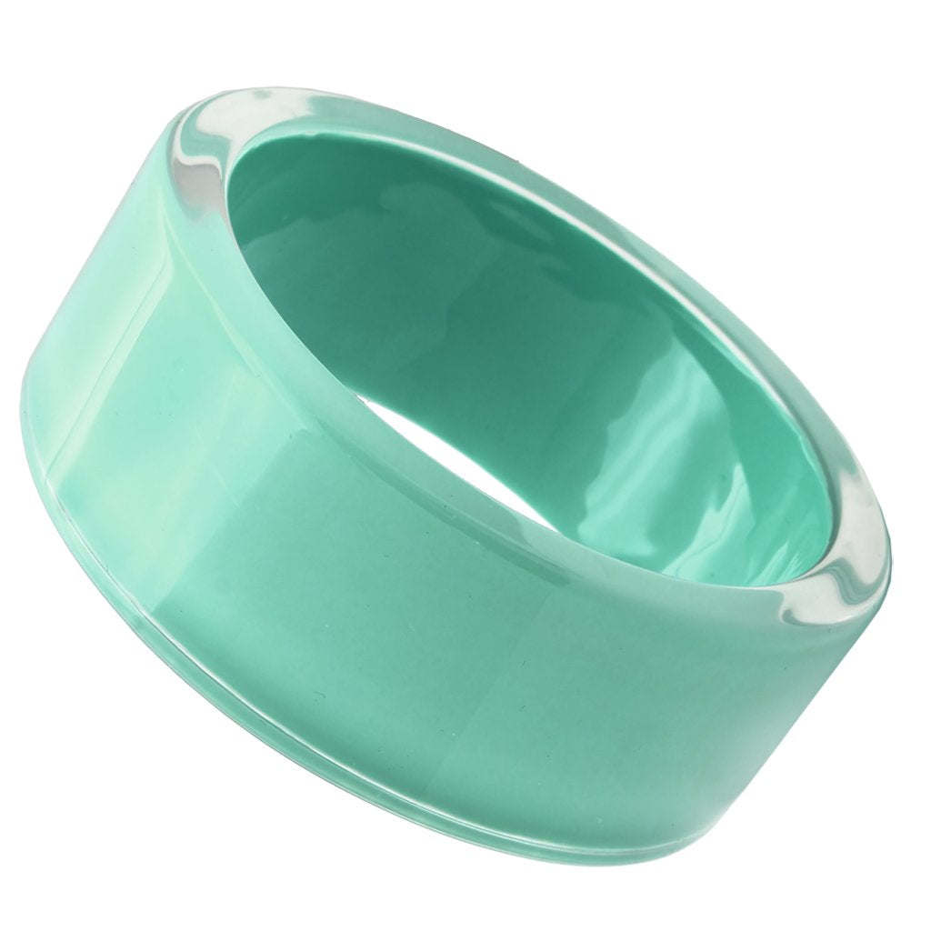 VL044 - Resin Bangle with Synthetic Synthetic Stone in Emerald