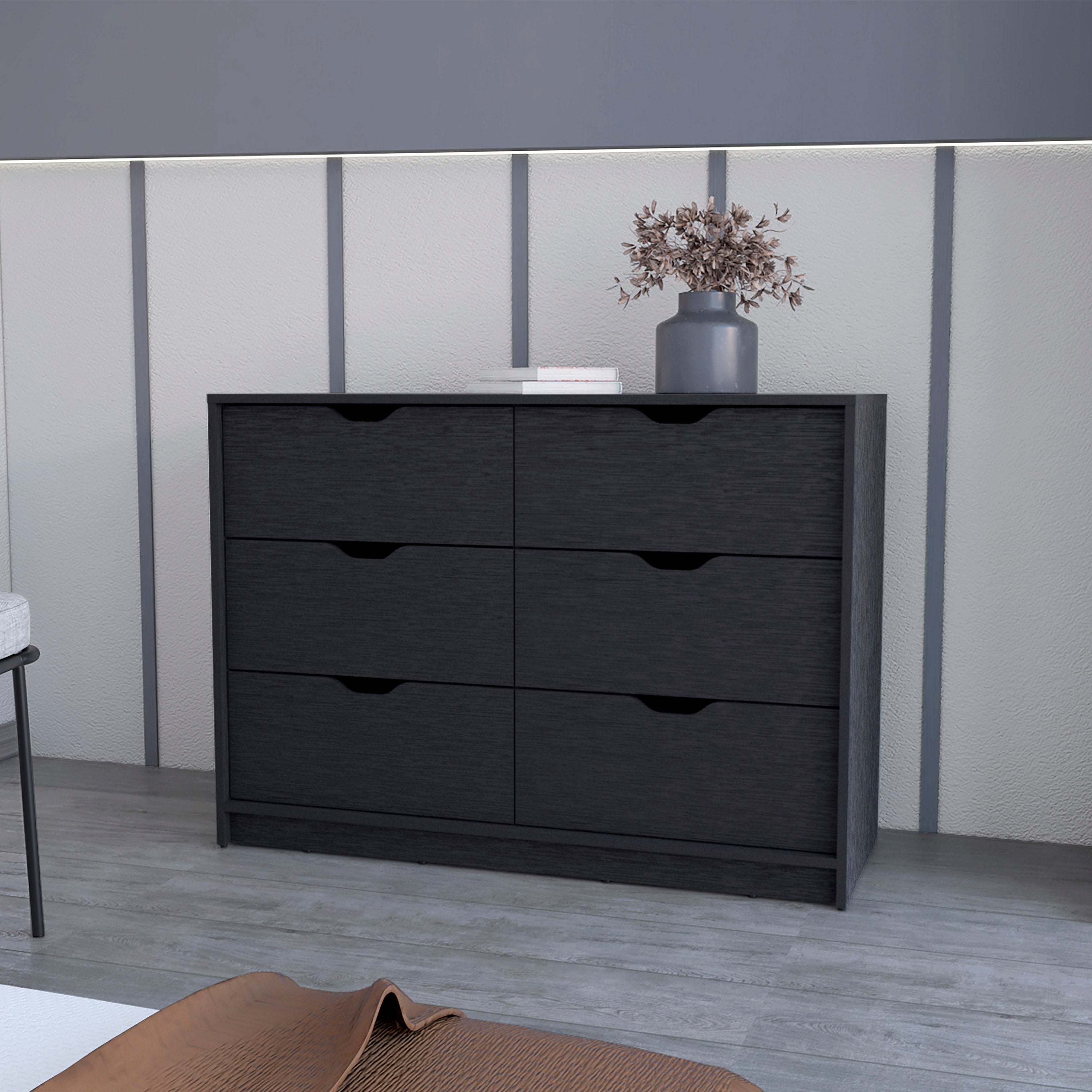 Logan Black 4-Drawer Dresser