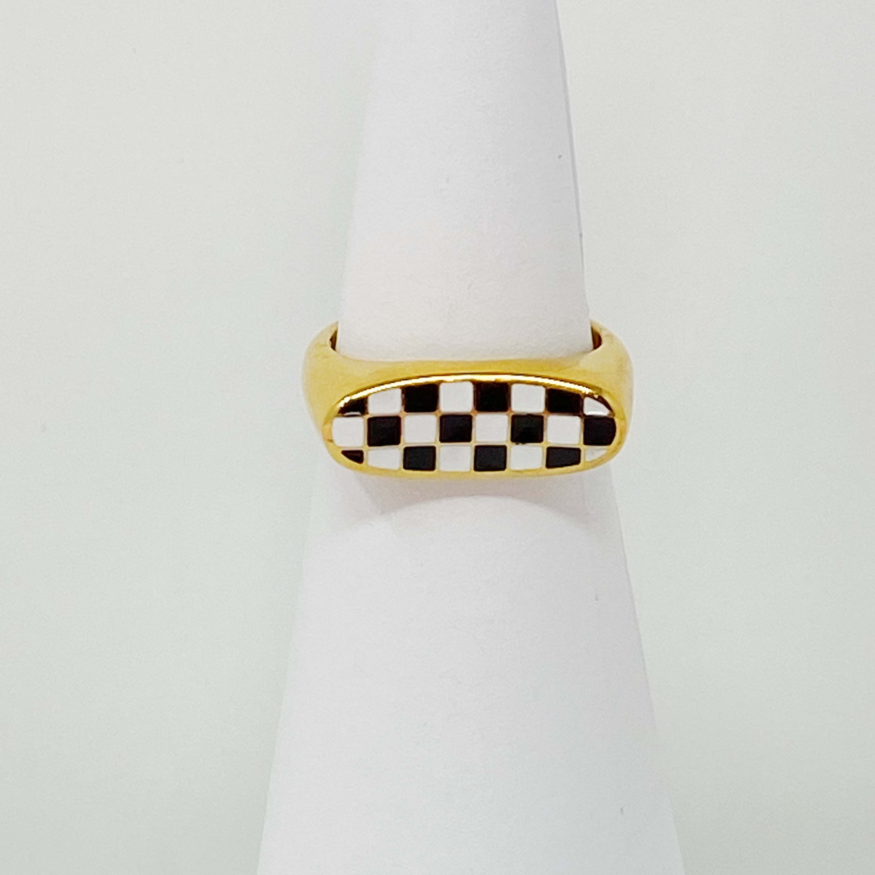 Checkered Oblong Ring