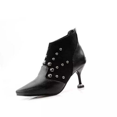 The New fashion Pointed zipper Color Boots
Autumn And Winter Fashion