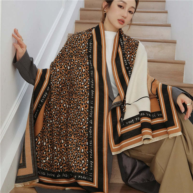 Fashion Winter Warm Cashmere Shawl Scarf for Women Design Neckerchief Pashmina Head Scarves Wrap Femal Poncho Echarpe Bandana