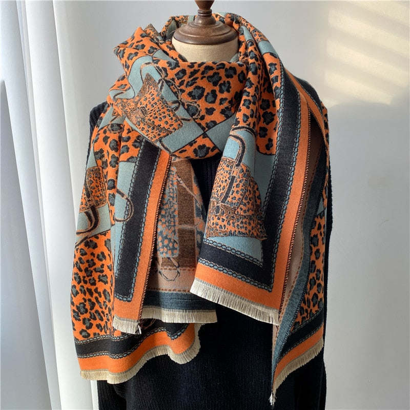 Fashion Winter Warm Cashmere Shawl Scarf for Women Design Neckerchief Pashmina Head Scarves Wrap Femal Poncho Echarpe Bandana